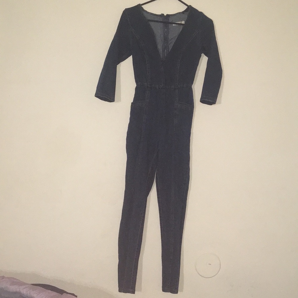 Denim v-neck jumper .